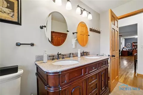 402 N Grand Ave, Ada, OH 45810 photo 26