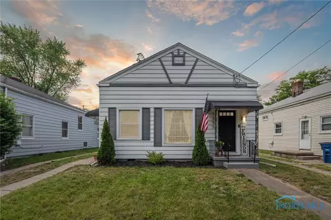 3255 Sherbrooke Rd, Toledo, OH 43606