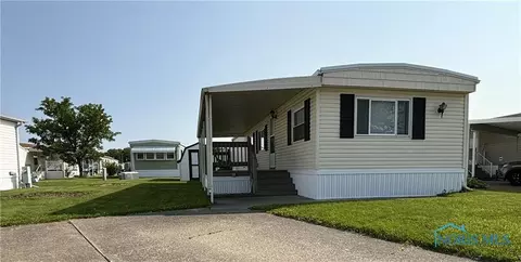 30630 Drouillard Rd #281, Walbridge, OH 43465
