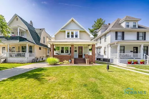 151 Princeton Dr, Toledo, OH 43614