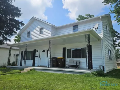 222 Hopkins St, Defiance, OH 43512