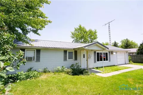 205 N Grant St, Paulding, OH 45879 photo 2