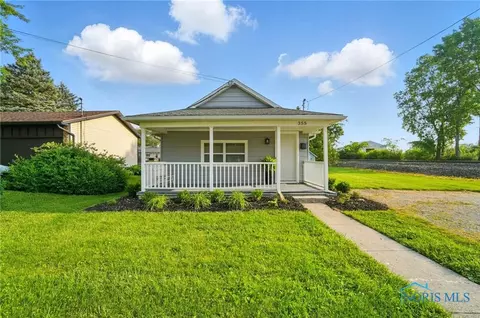 355 Derby Ave, Bowling Green, OH 43402