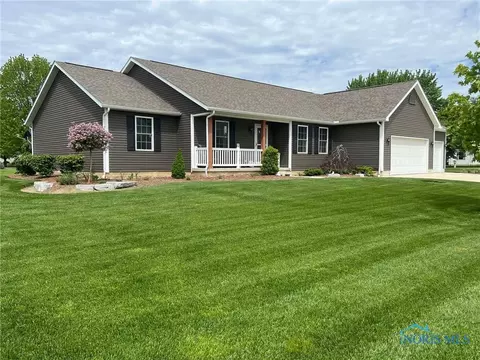 606 Polaris Dr, Upper Sandusky, OH 43351