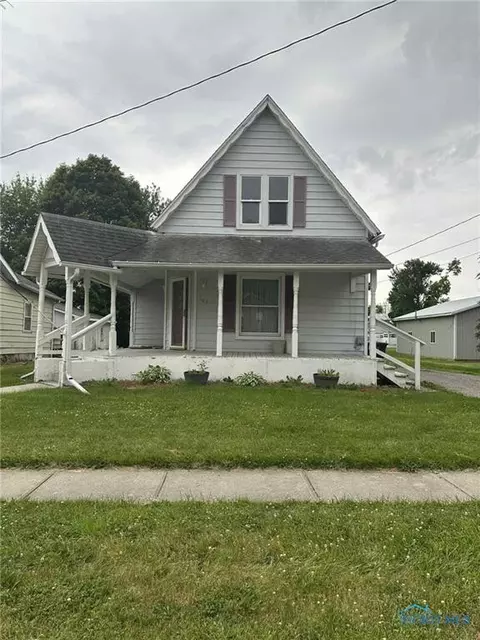 103 W Lynn St, Pioneer, OH 43554