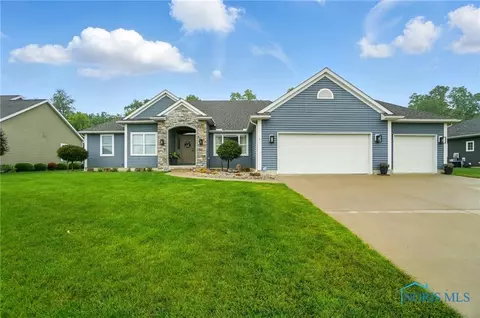 1216 Apache Dr, Wauseon, OH 43567 photo 2
