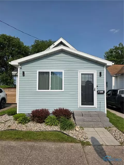 266 Milford St, Toledo, OH 43605