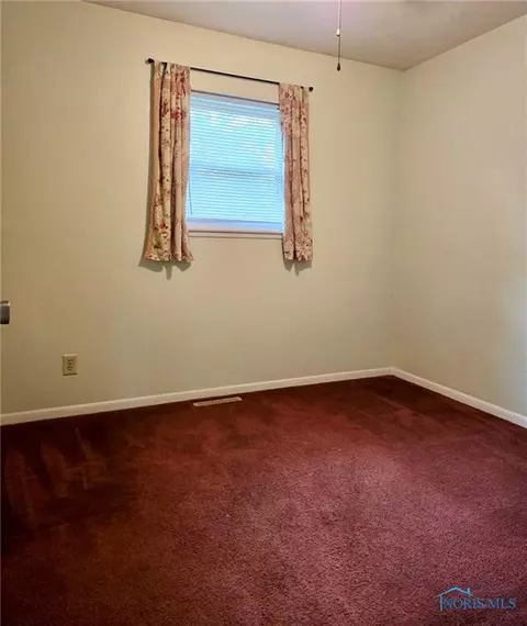 308 Jackson St, Delta, OH 43515 photo 5