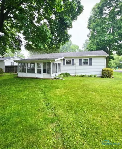308 Jackson St, Delta, OH 43515 photo 9