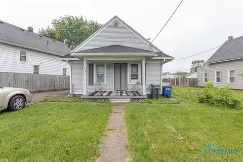 1119 Earl St, Toledo, OH 43605