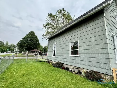 335 N Cherry St, Bryan, OH 43506 photo 31