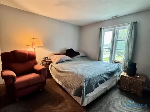 335 N Cherry St, Bryan, OH 43506 photo 23