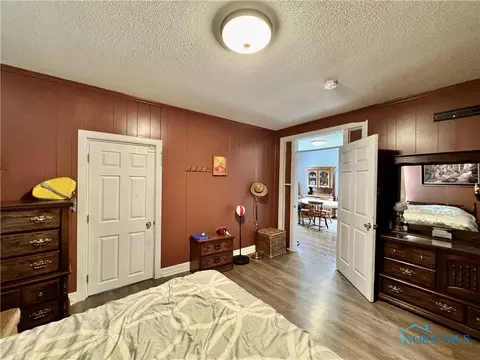 335 N Cherry St, Bryan, OH 43506 photo 13