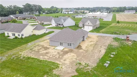 423 Oakview Dr, Ottawa, OH 45875 photo 8