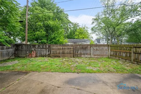 902 Coventry Ave, Toledo, OH 43607 photo 23