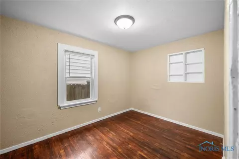 902 Coventry Ave, Toledo, OH 43607 photo 11