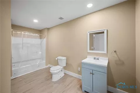 902 Coventry Ave, Toledo, OH 43607 photo 18