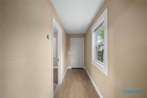 902 Coventry Ave, Toledo, OH 43607 photo 15