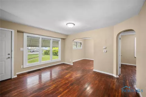 902 Coventry Ave, Toledo, OH 43607 photo 7