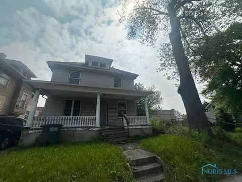 831 Oak St, Toledo, OH 43605