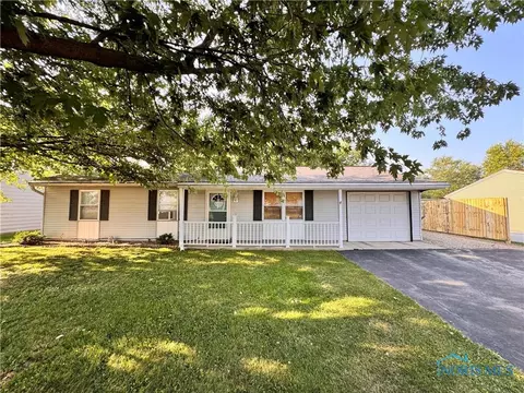 1019 E Wilson St, Bryan, OH 43506