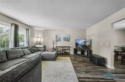864 Maple Ln, Waterville, OH 43566 photo 7