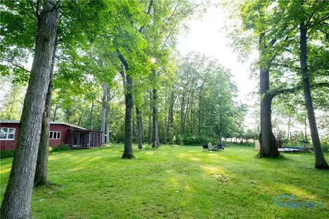 202 Troder St, Bryan, OH 43506 photo 6
