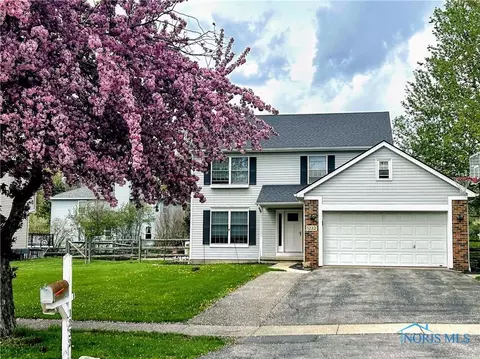 1232 Grassy Ct, Rossford, OH 43460