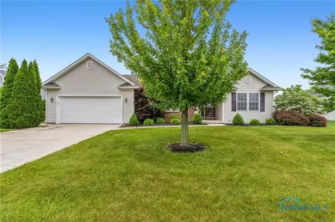 1806 Cinnamon Dr, Wapakoneta, OH 45895