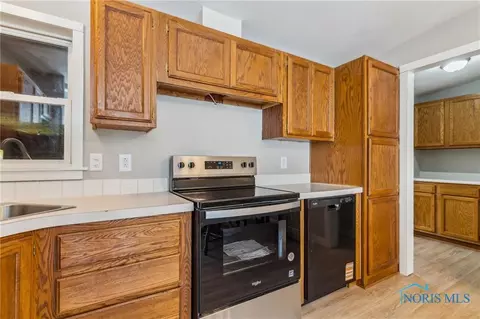 304 Wise St, Forest, OH 45843 photo 6