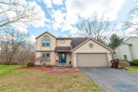 6975 Ramblehurst Rd, Sylvania, OH 43560