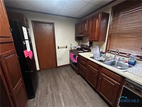 609 E Broadway St, Toledo, OH 43605 photo 10