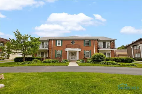 5431 Cresthaven Ln #4, Toledo, OH 43614