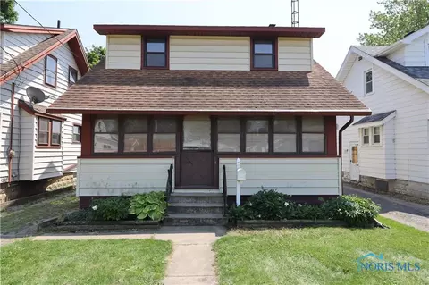 7 W Andrus Rd, Northwood, OH 43619