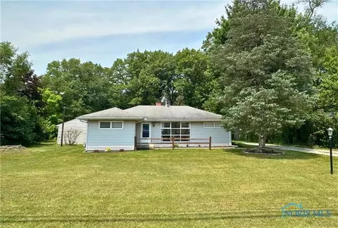 7362 Hill Ave, Holland, OH 43528