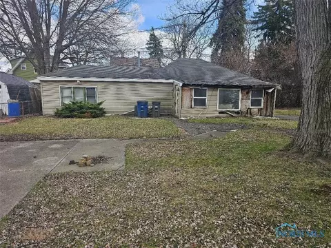 3522 Wallace Blvd, Toledo, OH 43611