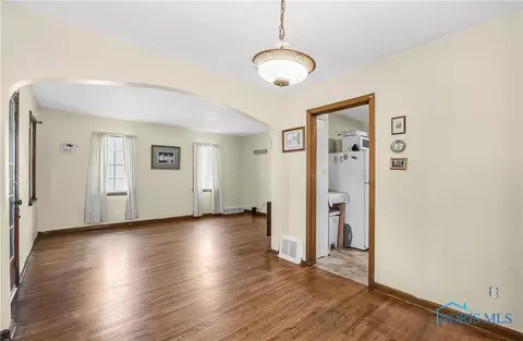 806 Evesham Ave, Toledo, OH 43607 photo 6