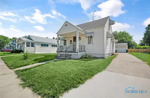 806 Evesham Ave, Toledo, OH 43607 photo 2