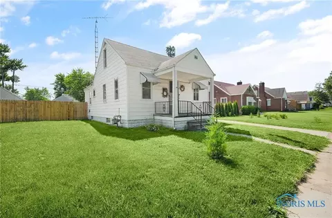 806 Evesham Ave, Toledo, OH 43607 photo 3