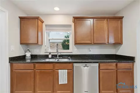 3152 Aldringham Rd, Toledo, OH 43606 photo 18