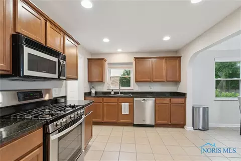 3152 Aldringham Rd, Toledo, OH 43606 photo 17