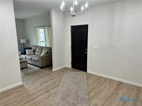 215 Enterprise St, Bryan, OH 43506 photo 2