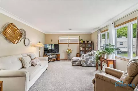 175 Jackson St, Cygnet, OH 43413 photo 8