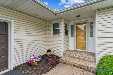 175 Jackson St, Cygnet, OH 43413 photo 3