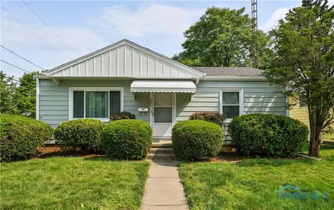 2058 Berkshire Pl, Toledo, OH 43613