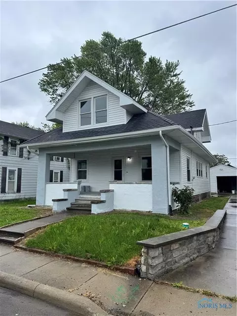 211 Garfield Ave, Findlay, OH 45840