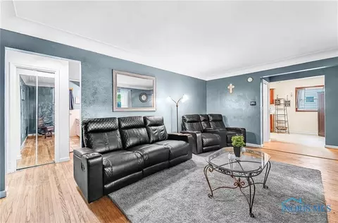 238 Richards Rd, Toledo, OH 43607 photo 6