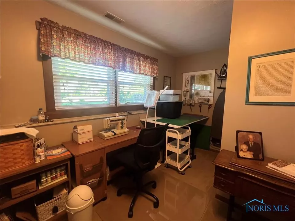  565 County Road 242, Fremont, OH 43420 photo 25