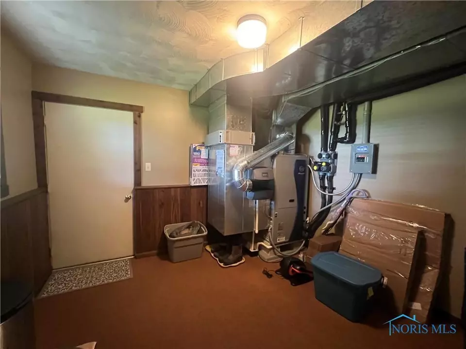  565 County Road 242, Fremont, OH 43420 photo 28