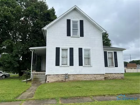 643 N 5th St, Fremont, OH 43420